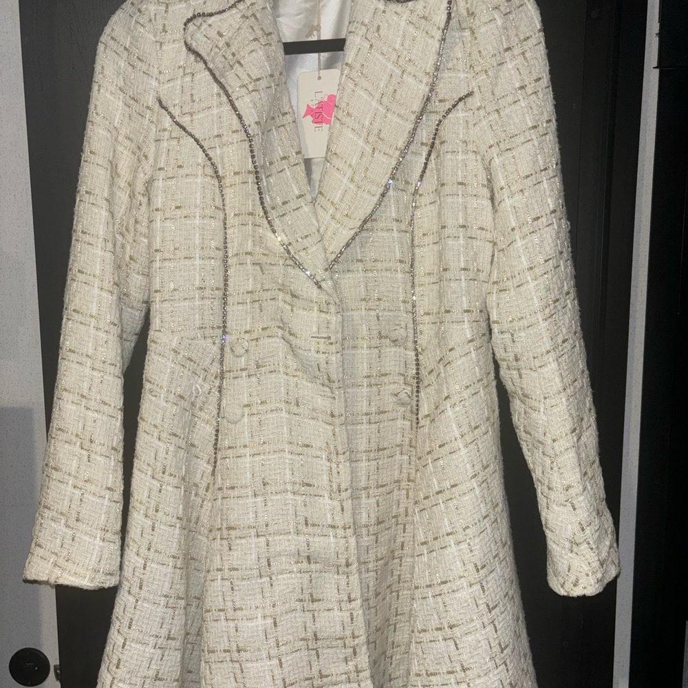 Elegant Cream Tweed Women's Coat